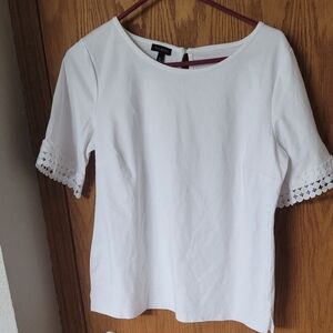 White short sleeve top